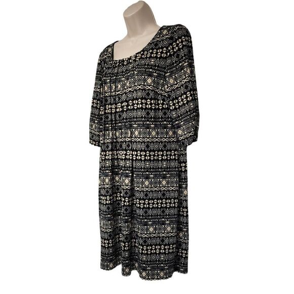 Perceptions New York black tan dress tucks Tribal pattern 3/4 sleeve Misses L - Picture 2 of 9